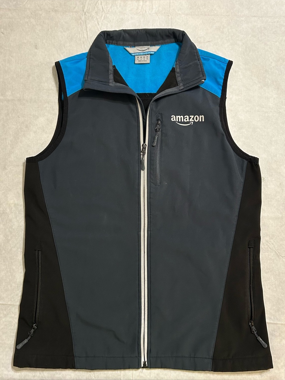 Amazon Delivery Fleece Vest Sz S Full Zip Sleeveless Employee Flex